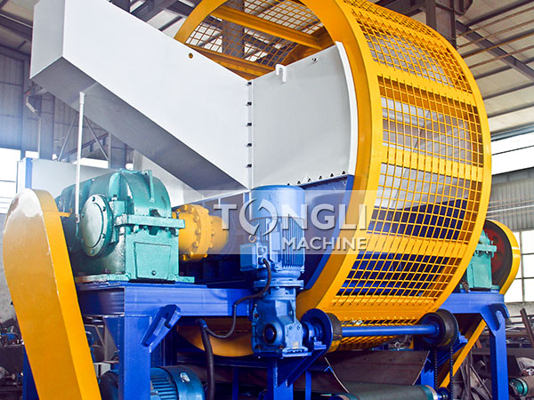 輪胎撕碎機-3.jpg 輪胎撕碎機-3.jpg